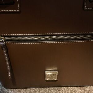 Dooney & Bourke Rich Brown Women’s Tote & wallet